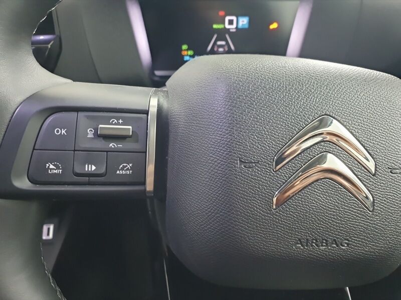 More views of Citroen e-C4