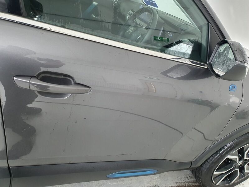 More views of Citroen e-C4 X