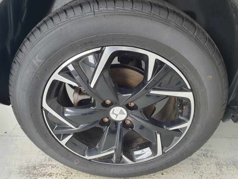 More views of DS Automobiles DS 3 Crossback