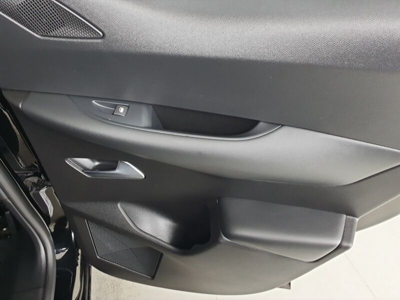 More views of DS Automobiles DS 3 Crossback