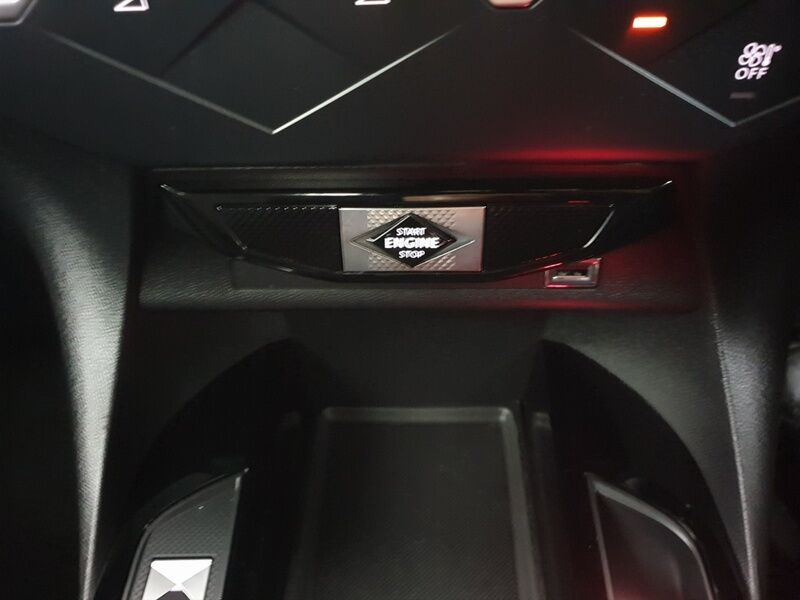 More views of DS Automobiles DS 3 Crossback