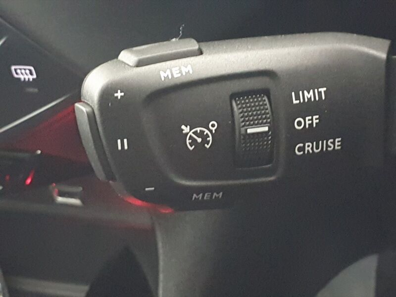 More views of DS Automobiles DS 3 Crossback