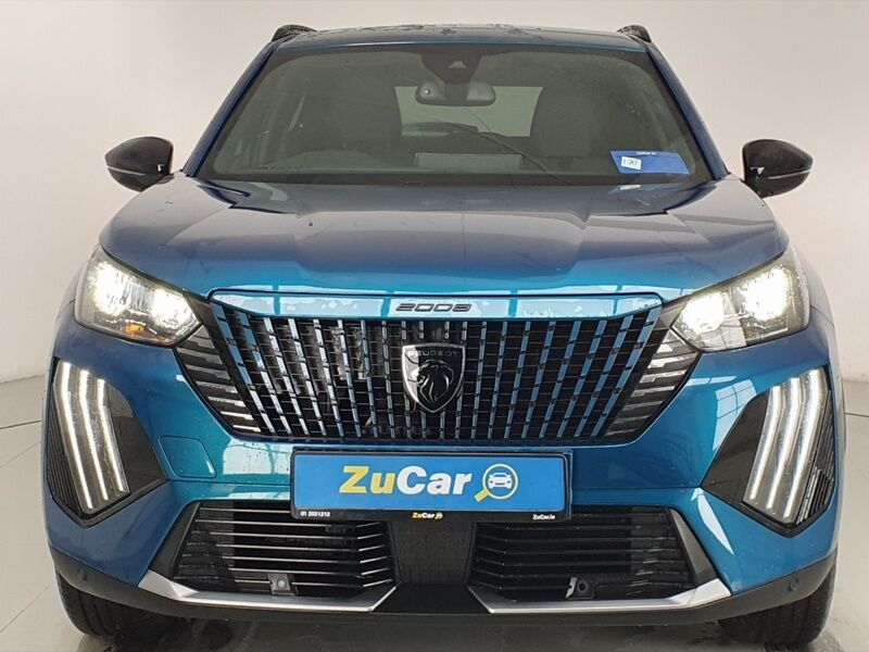 More views of Peugeot 2008