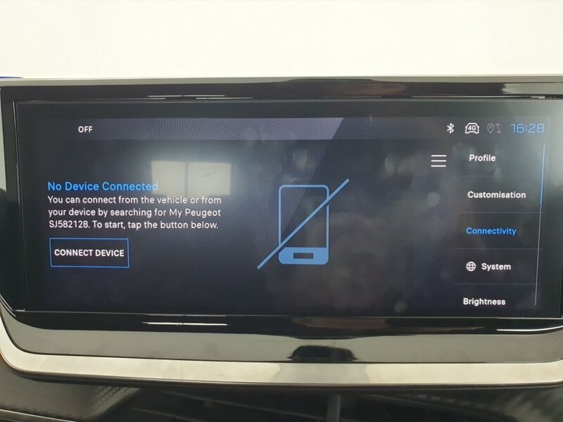 More views of Peugeot 2008