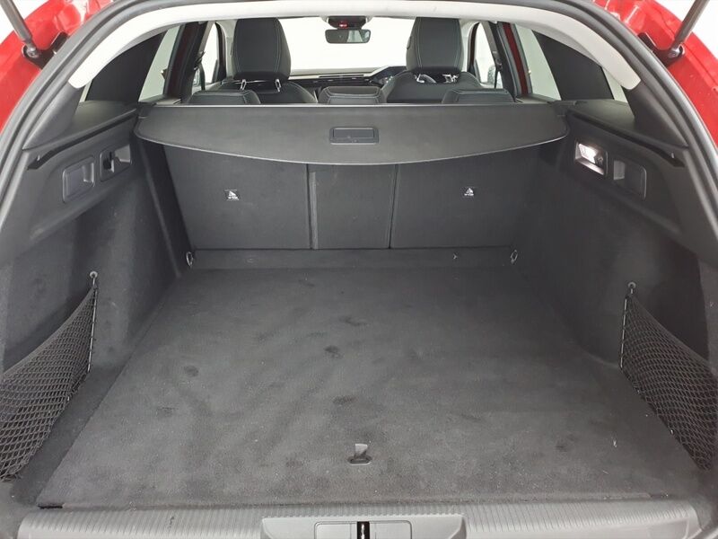 More views of Peugeot 308