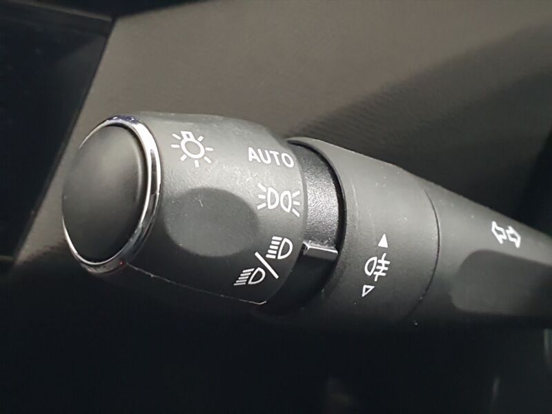 More views of Peugeot 308