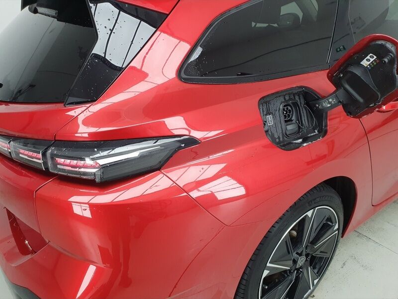 More views of Peugeot 308