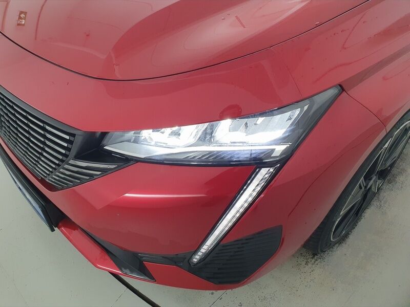 More views of Peugeot 308