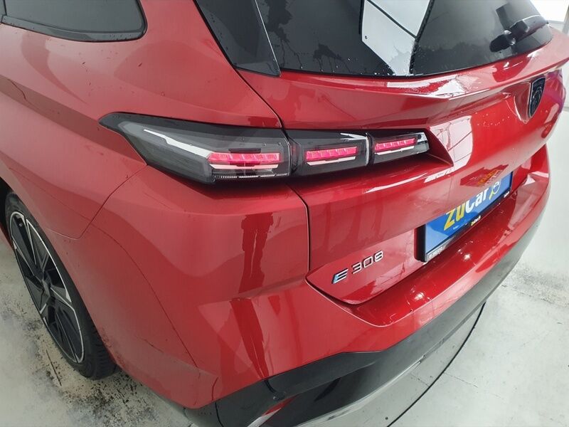 More views of Peugeot 308