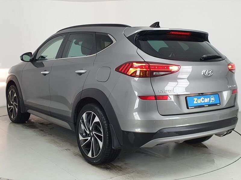More views of Hyundai Tucson