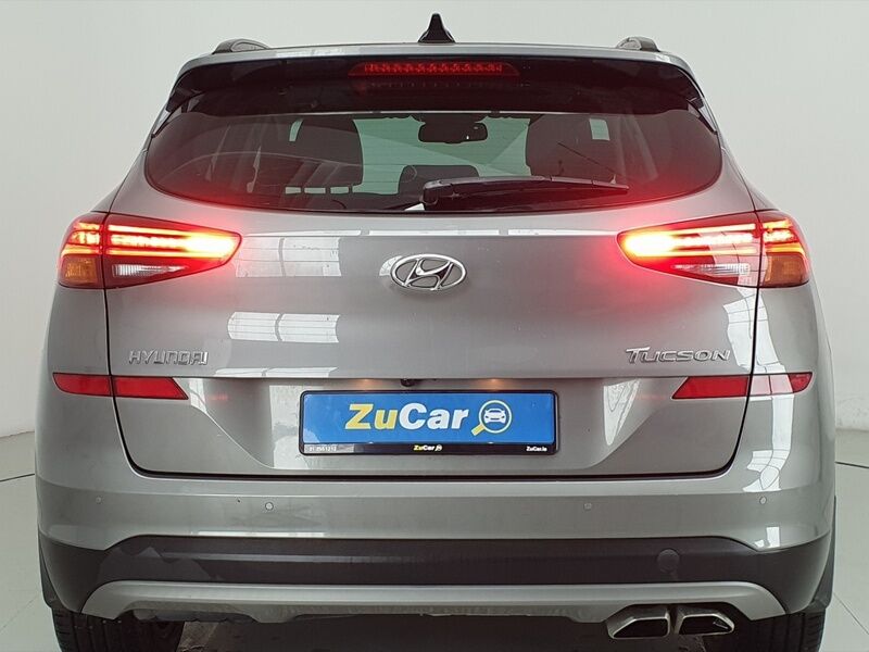 More views of Hyundai Tucson