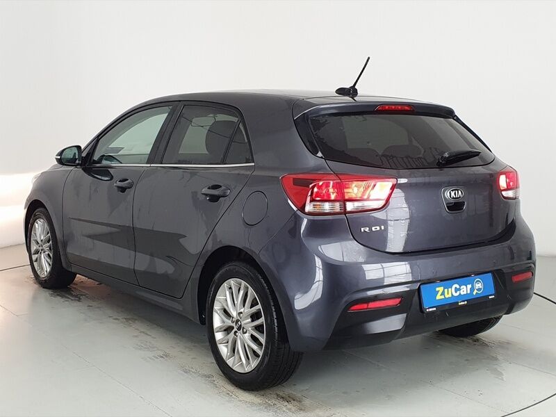 More views of Kia Rio