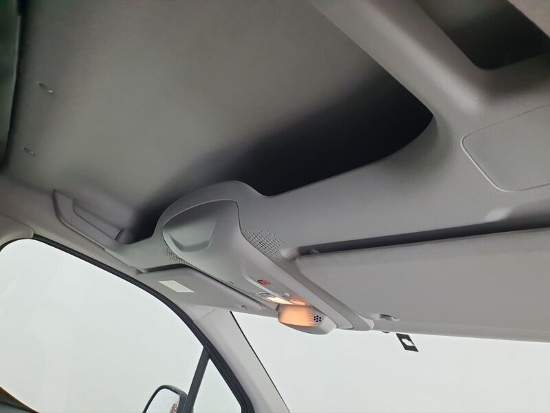 More views of Toyota Proace