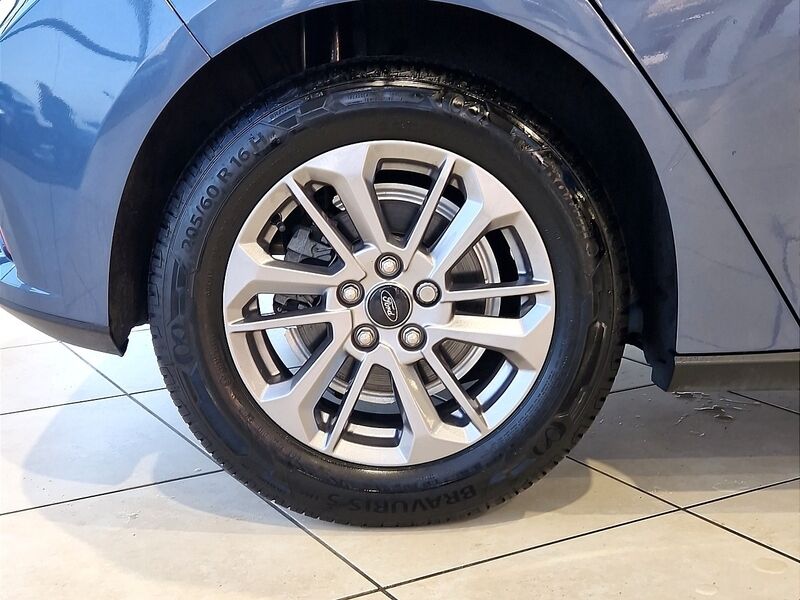 More views of Ford Focus