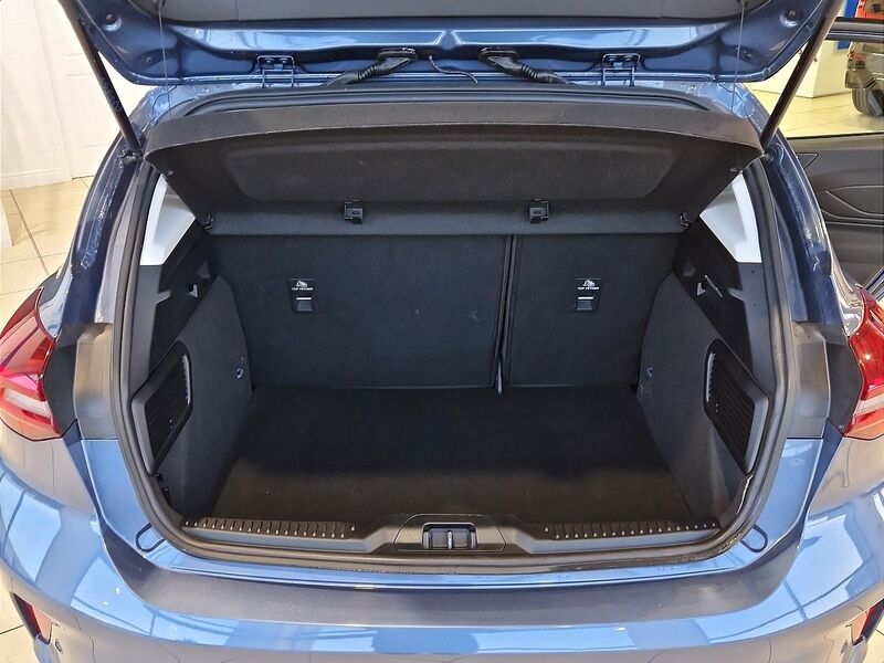 More views of Ford Focus