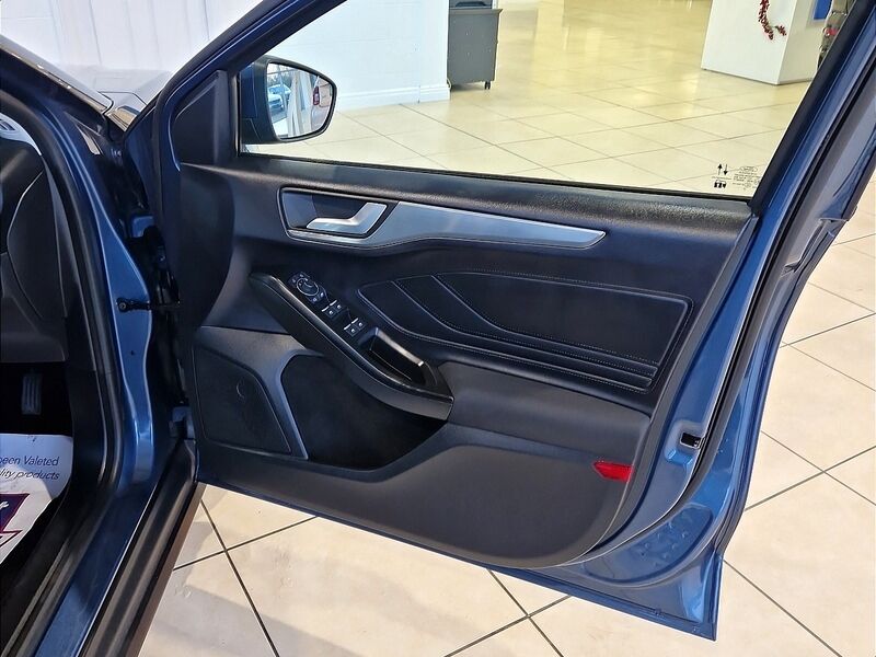 More views of Ford Focus