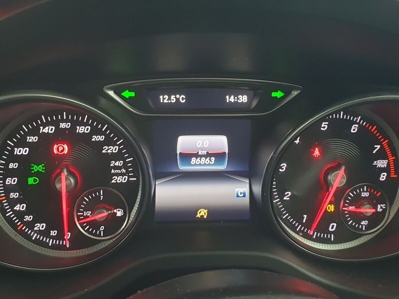 More views of Mercedes-Benz CLA