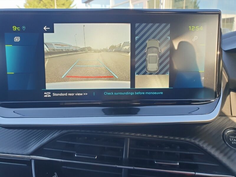 More views of Peugeot 2008