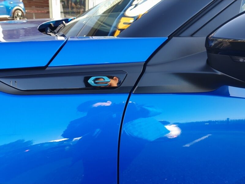 More views of Peugeot 2008