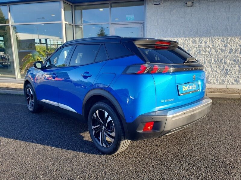 More views of Peugeot 2008