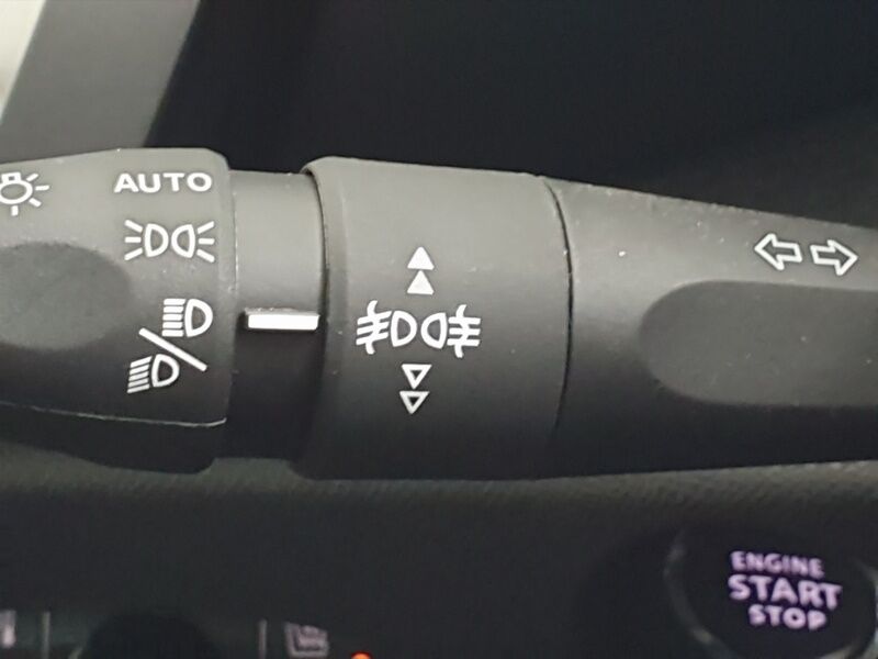 More views of Citroen e-C4 X