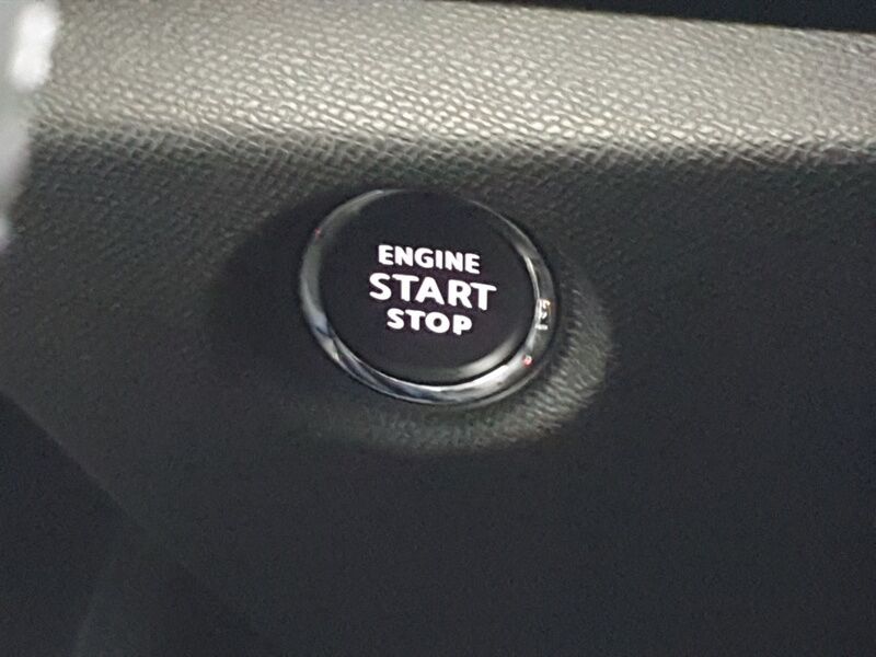 More views of Citroen e-C4 X