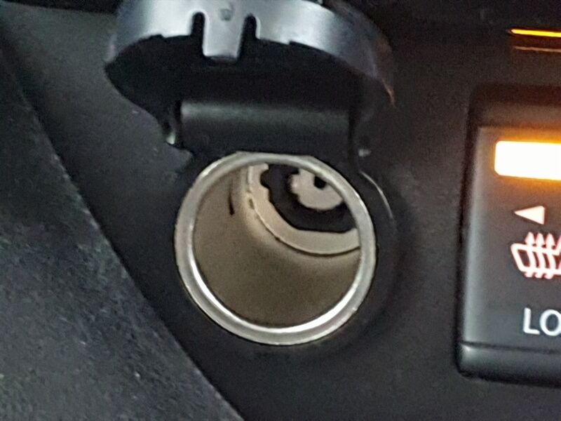 More views of Nissan Leaf