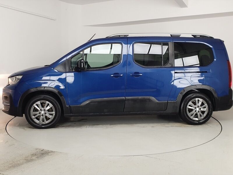 More views of Peugeot Rifter