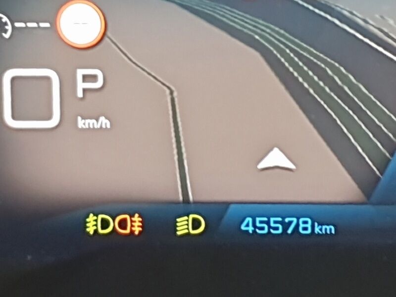 More views of Peugeot Rifter