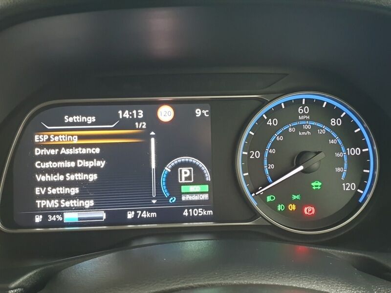 More views of Nissan Leaf