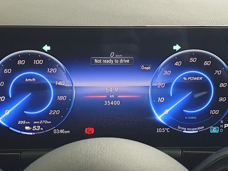 More views of Mercedes-Benz EQA