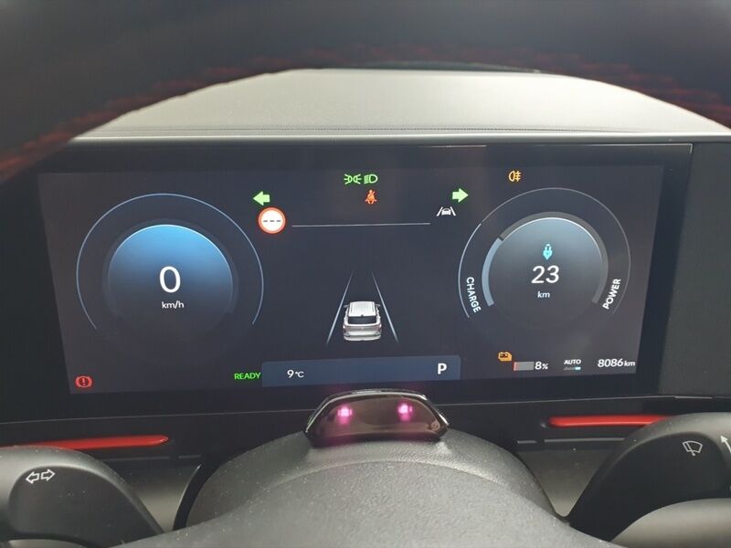 More views of Hyundai KONA