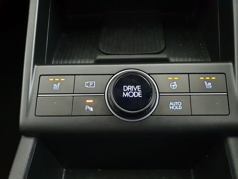 More views of Hyundai KONA