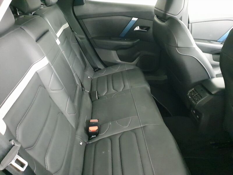 More views of Citroen e-C4