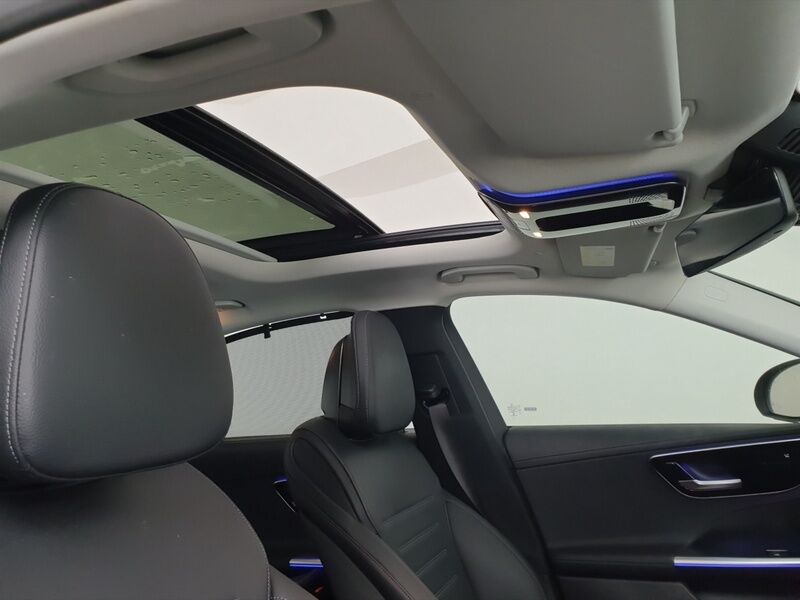 More views of Mercedes-Benz C-Class