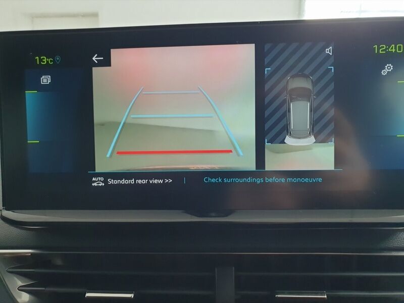 More views of Peugeot 3008