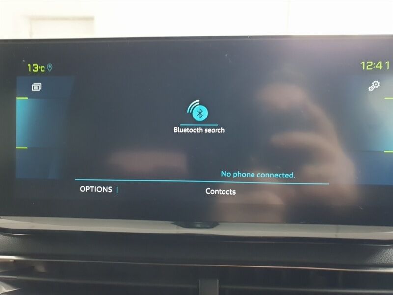 More views of Peugeot 3008