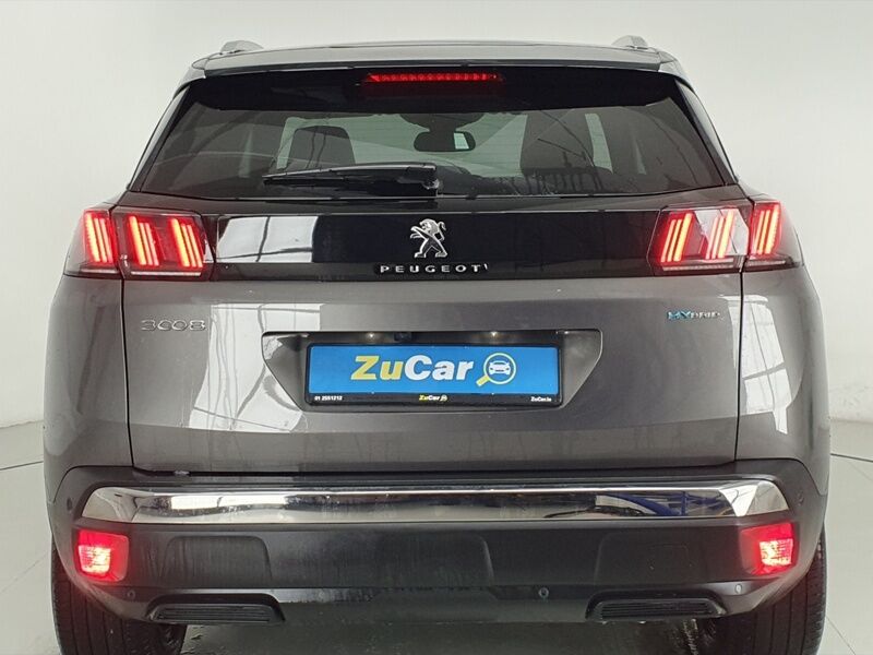 More views of Peugeot 3008