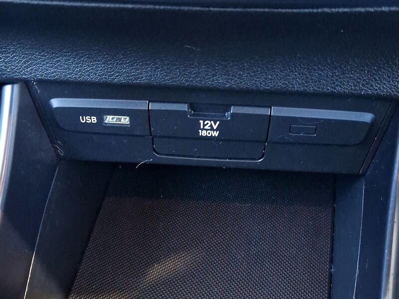 More views of Hyundai Bayon