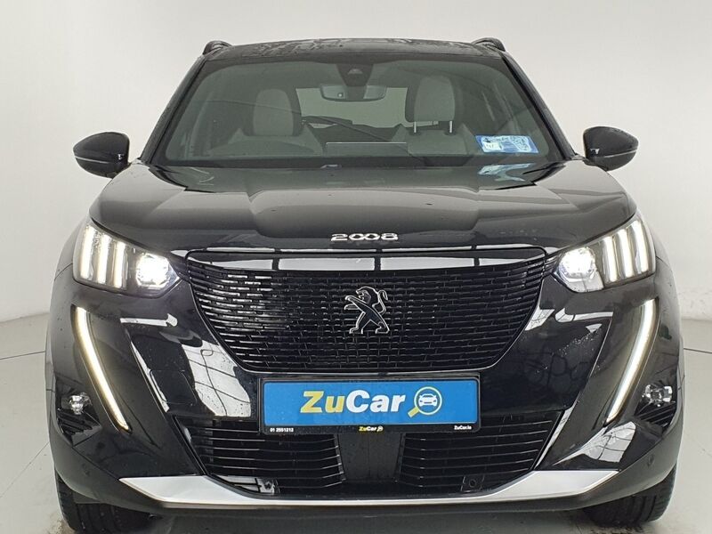 More views of Peugeot 2008