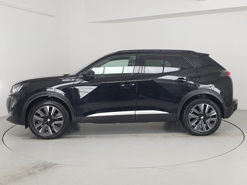 More views of Peugeot 2008