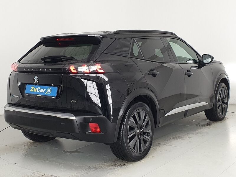 More views of Peugeot 2008