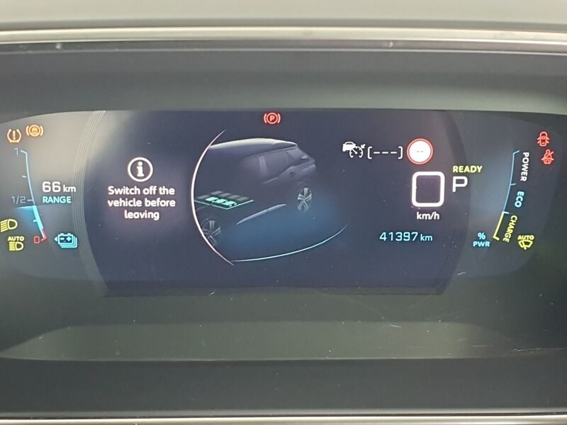 More views of Peugeot 2008