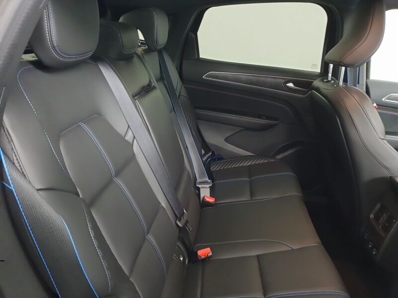 More views of Renault Arkana