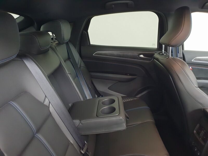 More views of Renault Arkana