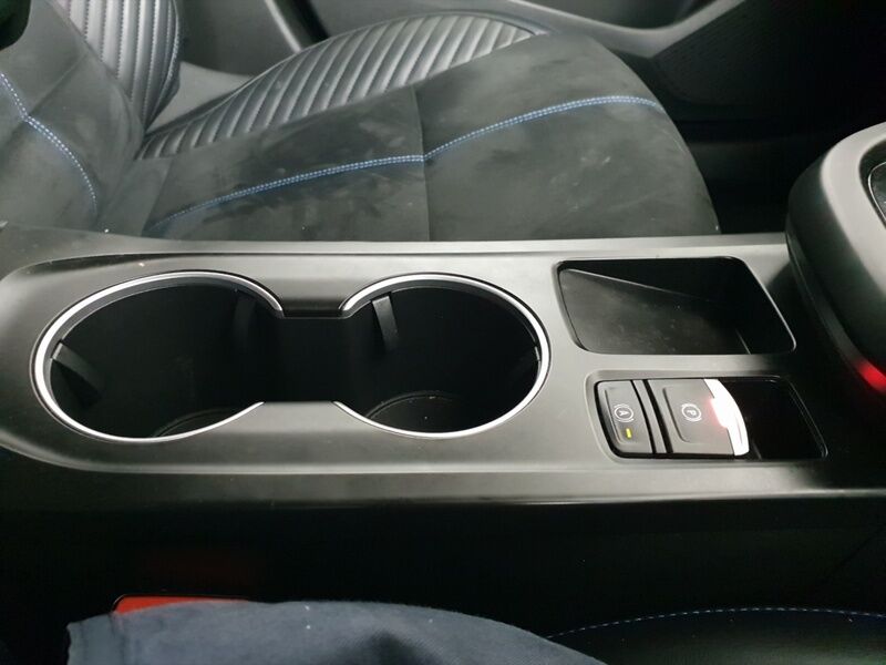 More views of Renault Arkana