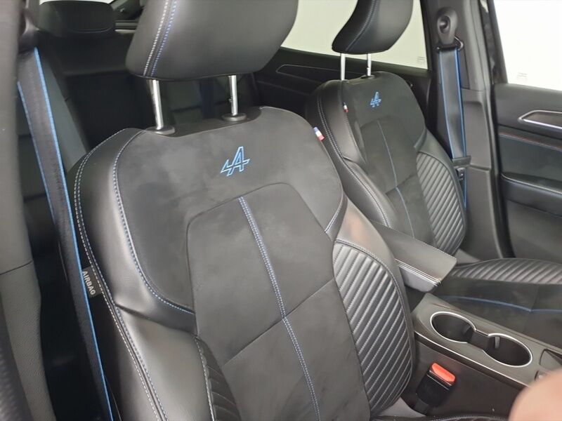 More views of Renault Arkana