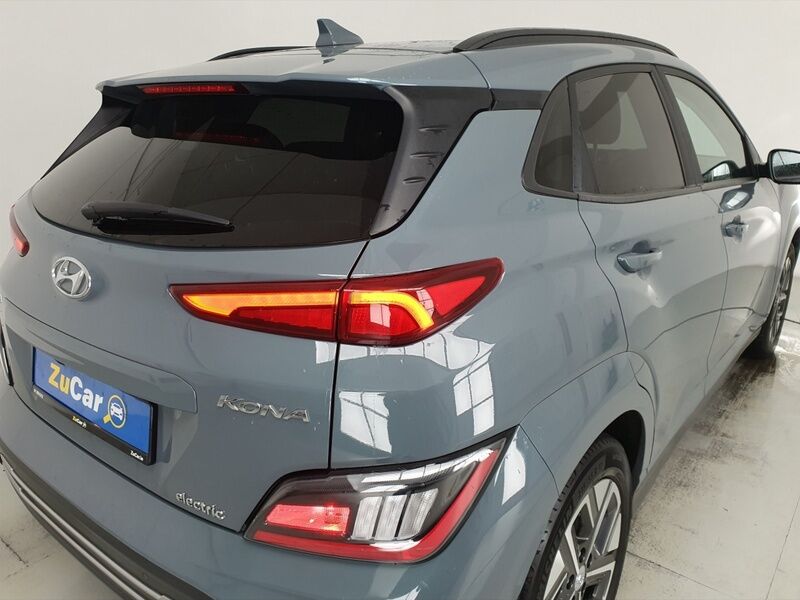 More views of Hyundai KONA