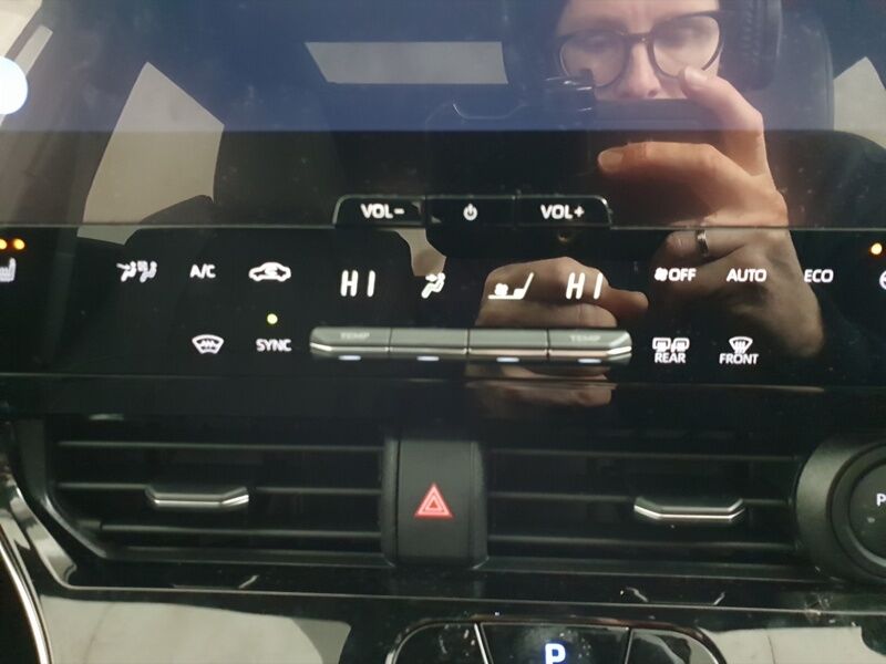 More views of Subaru Solterra