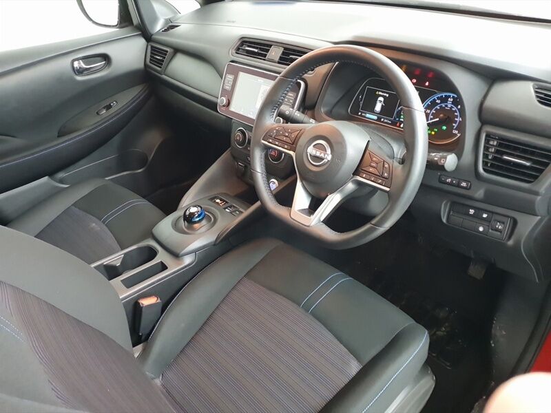 More views of Nissan Leaf